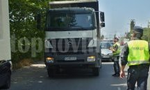Спират тежкотоварните камиони по пътя Бургас – Царево