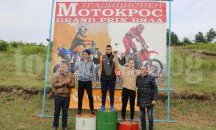 Мотокрос надпревара се проведе край Бяла