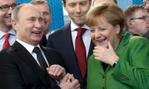Путин посреща Меркел в Сочи на 2 май