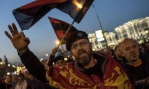 Десетки хиляди поискаха избори в Македония