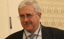 Зам.-министрите на външните работи Бойко Мирчев и Любомир Иванов са освободени
