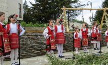 Гергьовска люлка залюляха на площада във Велики Преслав