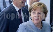 Меркел поздрави по телефона Еманюел Макрон