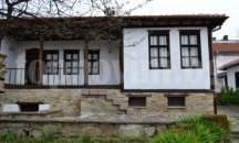 Родните къщи на Дечко Узунов и Ненко Балкански в Казанлък приемат посетители