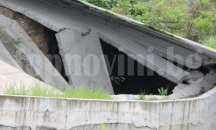 Подкопани са част от защитните съоръжения на моста Казанлък-Бузовград