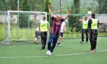 Кметът на Симитли игра мач на рождения си ден
