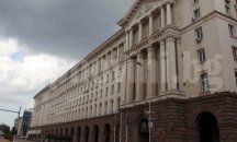 Държавата дава 46 560 лв. за нови столове на чиновниците в МС