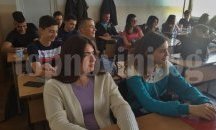 Темата за домашното насилие над деца и мерките за защита представиха на бургаски гимназисти