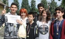 Старозагорски ученици грабнаха купата в областно състезание