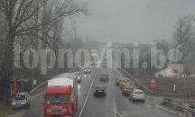 Електромобили и хибриди с безплатно паркиране в София