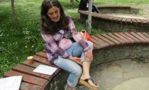 Улично куче нахапа жена докато работи между блоковете в Шумен