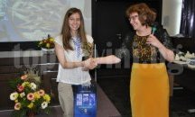 Столичанка взе голямата награда от конкурса „Петя Дубарова” в Бургас