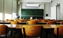 Ученици в село Рибново учат в коридорите