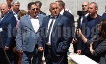 Бойко Борисов инспектира строежа на зала "Арена" Шумен
