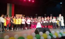 Клуб „Моряците” от Варна получиха специалната награда на кмета от фестивала „Капанска китка”