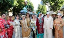 Екипът на ОИЦ-Русе дефилира на "Карнавал 2017" в Габрово