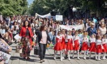 Многохилядно шествие премина през Бургас