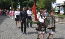 Празнично шествие и пъстър концерт за 24 май в Елена