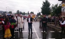 Свещеник и имам осветиха улица в Белица