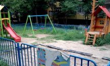 Ремонтират 20 детски площадки в Асеновград