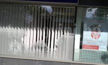 Мъж счупи прозорец на застрахователно дружество в Шумен