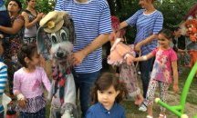 Куклени актьори подариха празник на малките пациенти в „Света Анна“