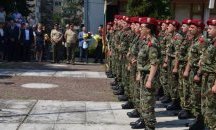 Военен строй и рецитал пред паметника на Ботев