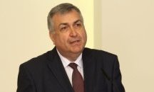 Предложението за промени в Конституцията е силен политически ход, смята проф. Близнашки