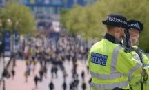 Нападател с нож взе заложници в Североизточна Англия