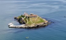 Младежи представят интересна постановка на остров Света Анастасия