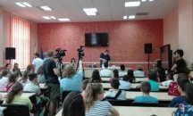 Старозагорски журналист представи книга пред ученици