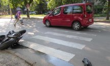 Моторист пострада тежко при катастрофа пред пешеходна пътека в Русе