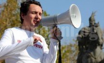 Радикалите призовават за правителство без победителите на изборите в Косово