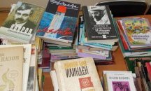 Събраните в Добрич книги отпътуват за Чикаго