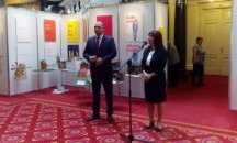 Варненски ученици представиха в парламента макети на архитектурни паметници