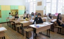 Приключва срокът за записване на осмокласници