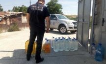 Около 3,5 тона нелегален алкохол иззеха митничари в Карнобат