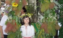 С пъстър еньовски венец от уханни билки ще посрещат в „Старият Добрич”
