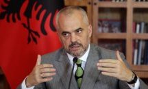 Левицата в Албания спечели гласове за самостоятелно правителство