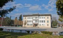 Обновяват уличната мрежа в Петричко