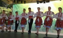 „Танцова магия“ от Ценово обра овациите на фолклорния събор „Леденика“
