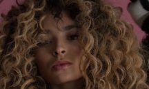 Сексапилната Ела Ейре не харесва арогантните мъже