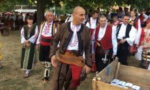 Цветанов конкурира националите по носия