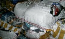 Над 4000 дрехи ментета с лого на известни марки задържаха на ГКПП Лесово