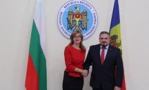 Екатерина Захариева в Кишинев: Реформите по пътя към ЕС са трудни, но си струват