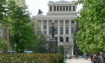Започва празничната седмица в Града на смеха