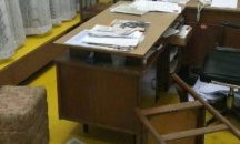 Разбиха и ограбиха клуба на БСП в "Красно село"