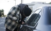 Обират заключени с дистанционно автомобили