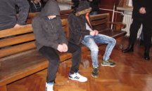 Гледат делото на тийнейджър, убил бездомник по особено жесток начин