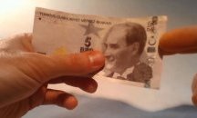 Разследват 14-годишен за фалшиви пари в Стара Загора